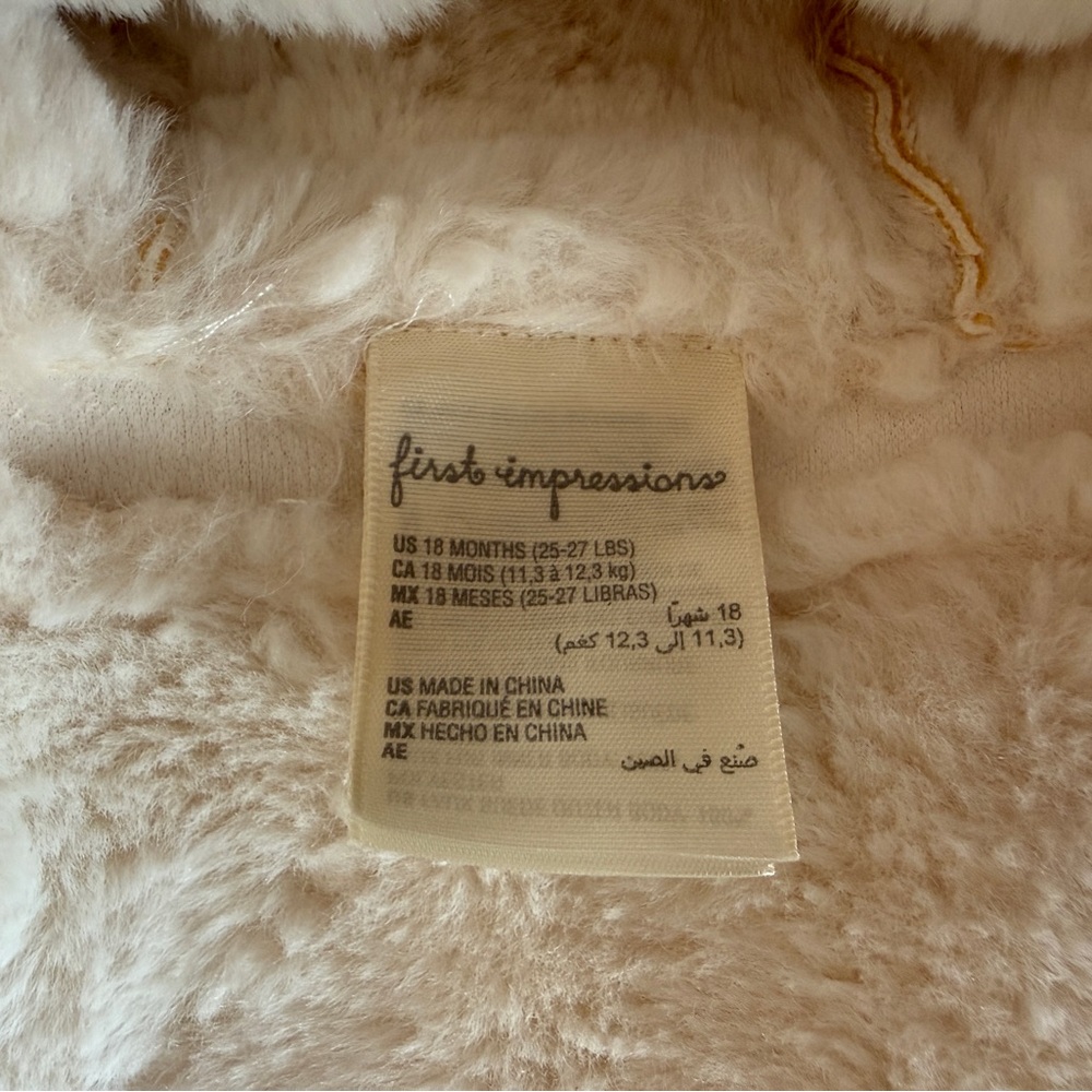 **!HUGE SALE!** First Impressions winter white faux shearling cape - Picture 4 of 5
